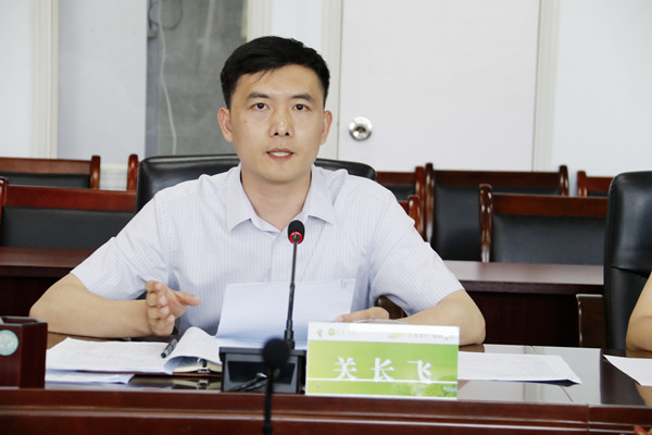 关长飞副院长汇报后稷实验班工作进展_副本.jpg