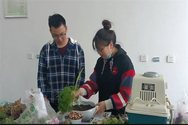 制作现场.jpg